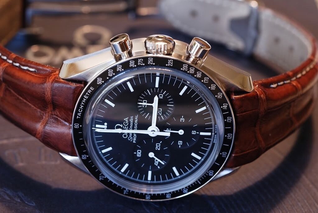 Dây Đồng Hồ Da Cá Sấu Và Cách Bảo Quản Dây Da Cá Sấu - 1989watch 2 day dong ho da ca sau omega 1989watch